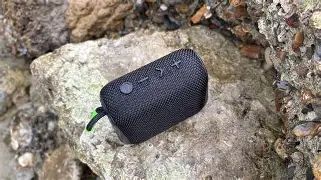 Which is Better Value? Jabees 7Seven vs Ao Mini Portable Bluetooth Speaker Compared